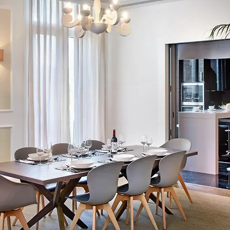 Arthur Croisette كان